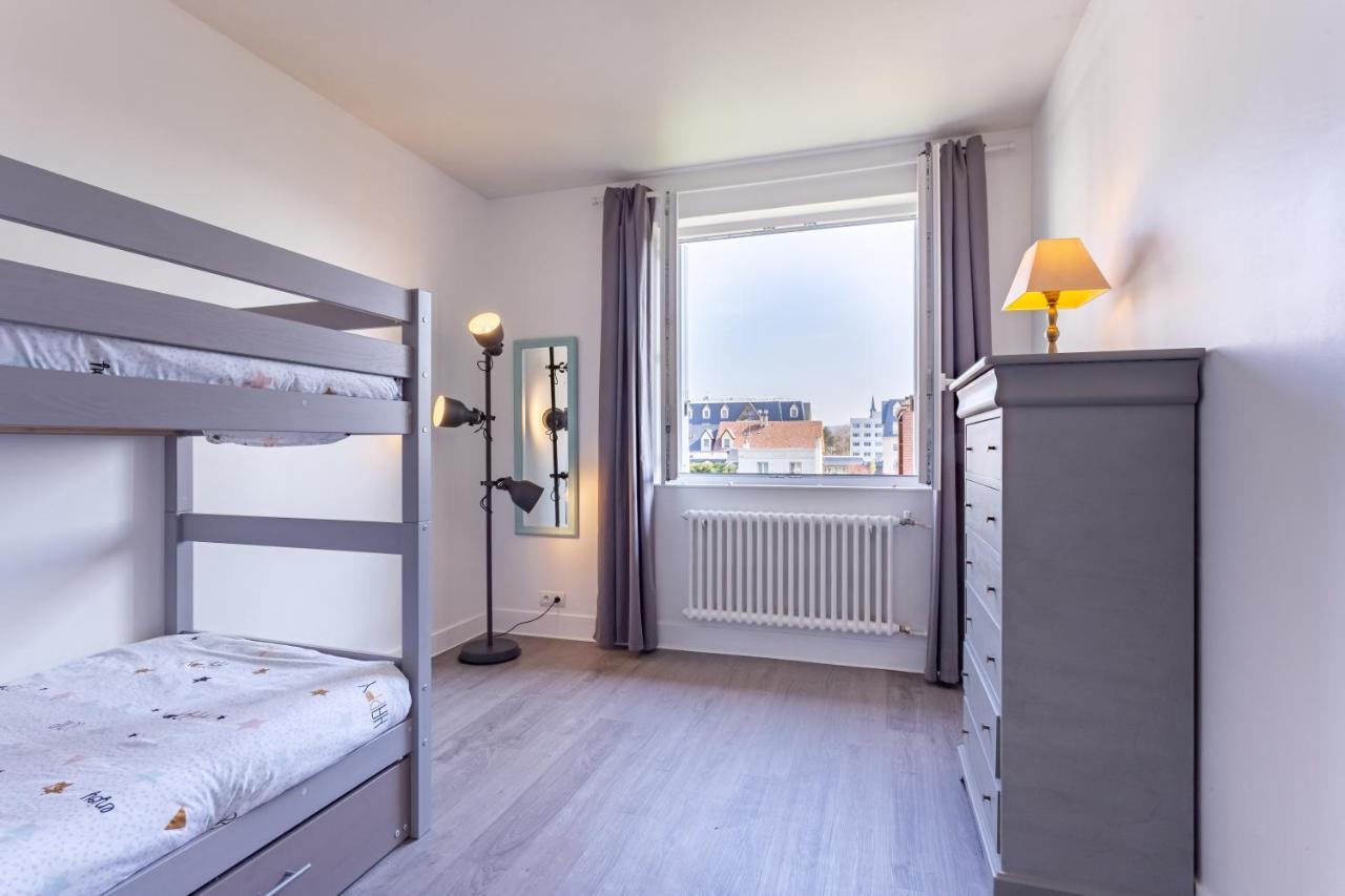 Le Carrousel - Appartement Avec Studio Attenant Deauville Eksteriør bilde