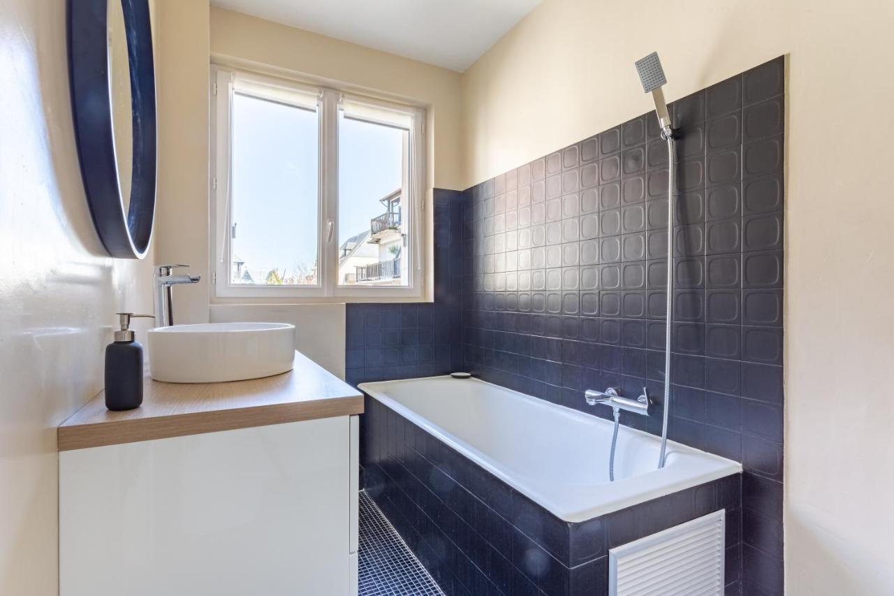 Le Carrousel - Appartement Avec Studio Attenant Deauville Eksteriør bilde